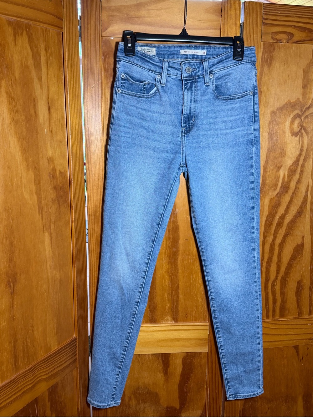 Levi’s Big E Premium High-Rise Skinny Jeans|27